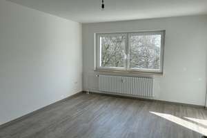 Super ansprechende frisch renovierte 3,5 Zimmer Wohnung über den Dächern von Dortmund Alt-Scharnhors – Paul-Ronczka-Str. 18, 44328 Alt-Scharnhorst, Dortmund – Vorschaubild 3