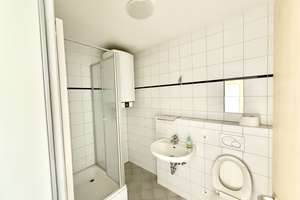 Stilvolle 4-Zimmer-Maisonette-Wohnung mit großer Terrasse zum Wohlfühlen, neue Böden & neues Bad! – Die vollständige Adresse der Immobilie erhältst du vom Anbieter., 94327 Bogen – Vorschaubild 10