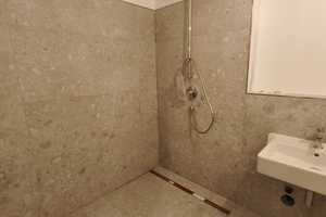 !!!NUR NOCH 1 WOHNUNG FREI!! Kernsanierte 3-Zimmer-Wohnung mit Küche, Gäste-WC Duschbad und Balkon – Siebengebirgsallee 57, 50939 Köln – Vorschaubild 10