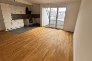 Charmantes Singel-Wohnung mit Dachflair – Residenzstr 89, 13409 Gesundbrunnen, Berlin – Vorschaubild 1