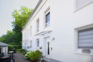Modernes Reihenmittelhaus mit Garten – durchdachte Raumaufteilung, hoher Wohnkomfort & zwei Carports – 44329 Derne, Dortmund – Vorschaubild 2