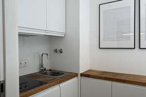 Möbliertes Apartment mit Ostbalkon und Blick ins Grüne – nahe Harras – Bodenehrstraße 6, 81373 Mittersendling, München – Vorschaubild 11