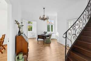 Bezugsfreie, elegante Altbauvilla im Herzen von Frohnau: Großer Garten, Terrasse und Garage – Berlin – Vorschaubild 3