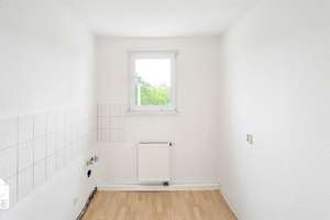 3-Raum Wohnung mit Balkon! – 6130 Südstadt, Halle (Saale) – Vorschaubild 3