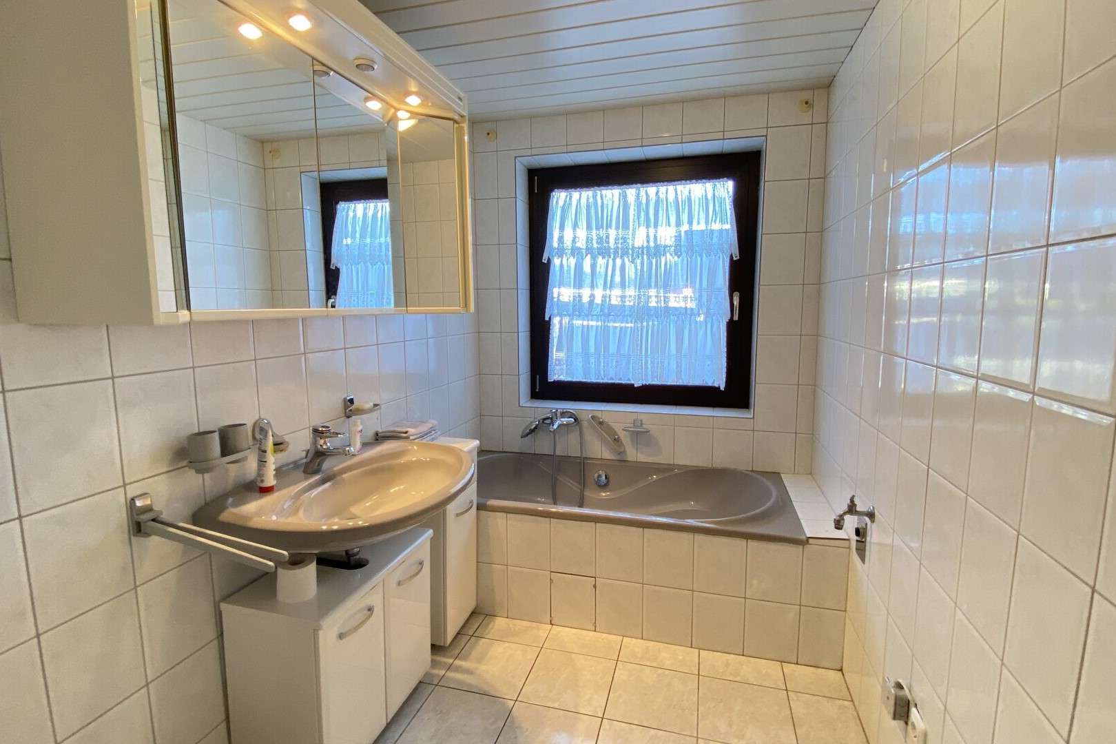 Immobilie in Eyendorf - Mehrfamilienhaus mit drei Wohneinheiten in Eyendorf - Bild 0