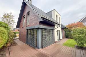 Meppen Versen: Junges und exklusives Einfamilienhaus zu verkaufen! – Die vollständige Adresse der Immobilie erhältst du vom Anbieter., 49716 Meppen – Vorschaubild 7