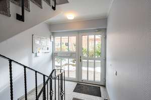Hochwertige 4 Zimmer Maisonettewohnung mit Tiefgaragenstellplatz ruhiger straßenabgewandter Wohnlage – Die vollständige Adresse der Immobilie erhältst du vom Anbieter., 22397 Wohldorf-Ohlstedt, Hamburg – Vorschaubild 23