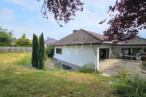 Ihr neues Zuhause in Feldrandlage und doch zentral: Bungalow mit Garten, Garage und großem Potenzial – Hochtaunuskreis – Vorschaubild 14