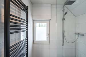 Exklusiv modernisierte Altbauvilla mit großzügigem Grundstück und stilvollen Ausstattungsdetails – Die vollständige Adresse der Immobilie erhältst du vom Anbieter., 23858 Reinfeld (Holstein) – Vorschaubild 22