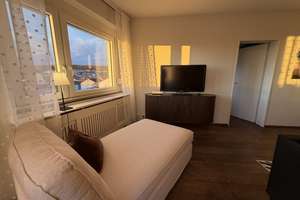 3 Zi. Ulm-Eselsberg/ Balkon Südwest+Weitblick/ Einbauküche/ 2 Aufzüge/ sofort verfügbar  – Burgunderweg 10, 89075 Eselsberg, Ulm – Vorschaubild 8