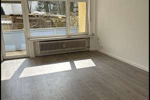 Moderne 1-Zimmer-Wohnung mit Balkon in Köln- Weiden – frisch renoviert! – Die vollständige Adresse der Immobilie erhältst du vom Anbieter., 50858 Weiden, Köln – Vorschaubild 2