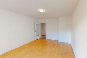 2-Zimmer-Wohnung mit Balkon in der Maxvorstadt – Theresienstraße 21, 80333 Universität, München – Vorschaubild 2