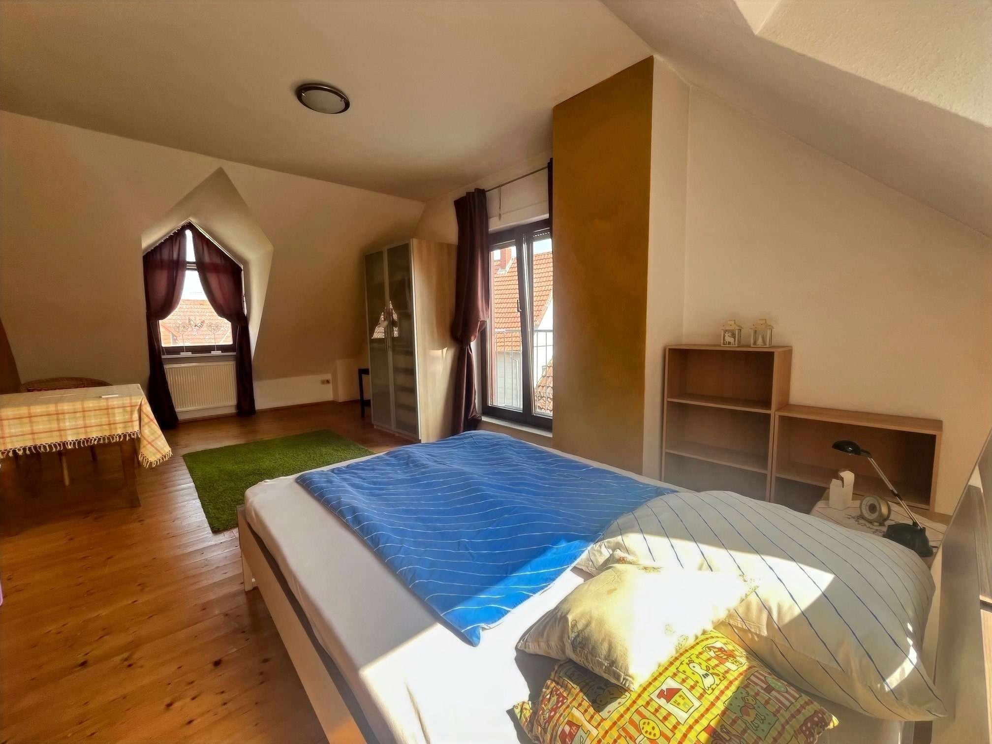 Immobilie in Schöneck - 2 Wohneinheiten mit einer ca. 140 m² großen Gewerbeeinheit-Restaurant - Bild 1