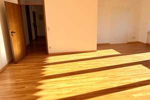 *Ideal für WG*Großzügige Aufteilung*Balkon*Ideale Infrastruktur* – Neuhäuserstrasse 3a, 86154 Oberhausen-Süd, Augsburg – Vorschaubild 13