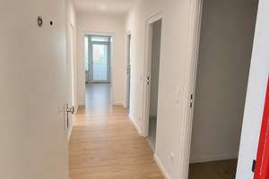 Frisch sanierte 2,5-Zimmer-Wohnung, Kiel + Wohnraumerweiterung – Die vollständige Adresse der Immobilie erhältst du vom Anbieter., 24109 Mettenhof, Kiel – Vorschaubild 1