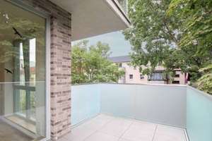 Helle 2-Zimmer-Wohnung mit Balkon in Berlin-Friedrichshain, frei ab 1. August – Stralauer Allee 19a, 10245 Friedrichshain, Berlin – Vorschaubild 3