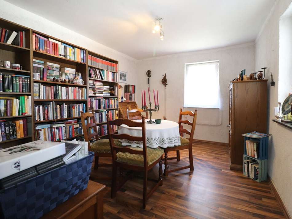 Büro/Schlafen OG