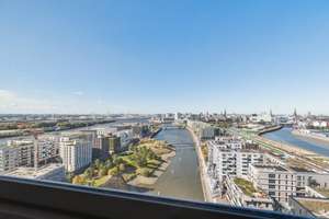 Phänomenales Wohnen mit Weitblick
im höchsten Holzhaus der HafenCity – Die vollständige Adresse der Immobilie erhältst du vom Anbieter., 20457 HafenCity, Hamburg – Vorschaubild 1