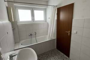2-Zimmer Dachgeschosswohnung in Düsseldorf-Lohausen – Niederrheinstraße 185, 40474 Lohausen, Düsseldorf – Vorschaubild 8