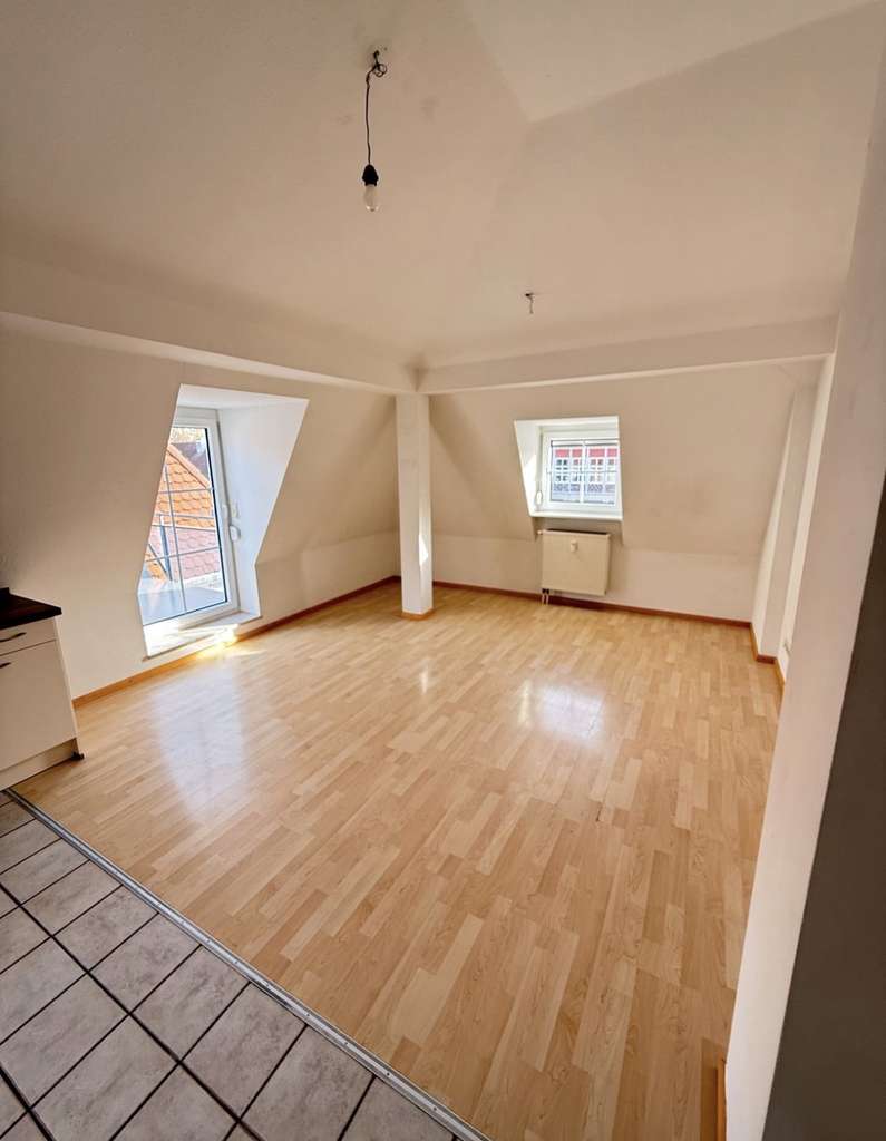 Immobilie in Biessenhofen - Charmante 2-Zimmer Dachgeschosswohnung in Biessenhofen. - Bild 2