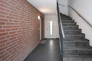Maisonette-Wohnung mit ca. 321 m² Garten, Terrasse & Balkon in Hamburg-Schnelsen – Die vollständige Adresse der Immobilie erhältst du vom Anbieter., 22457 Schnelsen, Hamburg – Vorschaubild 3