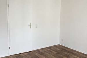 2-Zimmer-Wohnung mit saniertem Duschbad! – Cracauer Str. 36, 39114 Cracau, Magdeburg – Vorschaubild 3