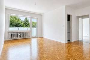Frisch renoviert: helle 2-Zimmer-Wohnung mit Garten & Balkon | neue Einbauküche in Wiesbaden