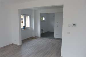 Doppelhaushälfte in zentraler und ruhiger Lage Neugilching, KFW 55 Energieeffizienzhaus – Gilgener Heide 8d, 82205 Gilching – Vorschaubild 10