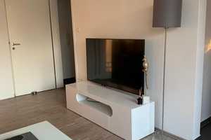 Schöne renovierte 1-Zimmer Wohnung mit Loggia und EBK  – Königswieser Straße 1, 81475 München – Vorschaubild 4