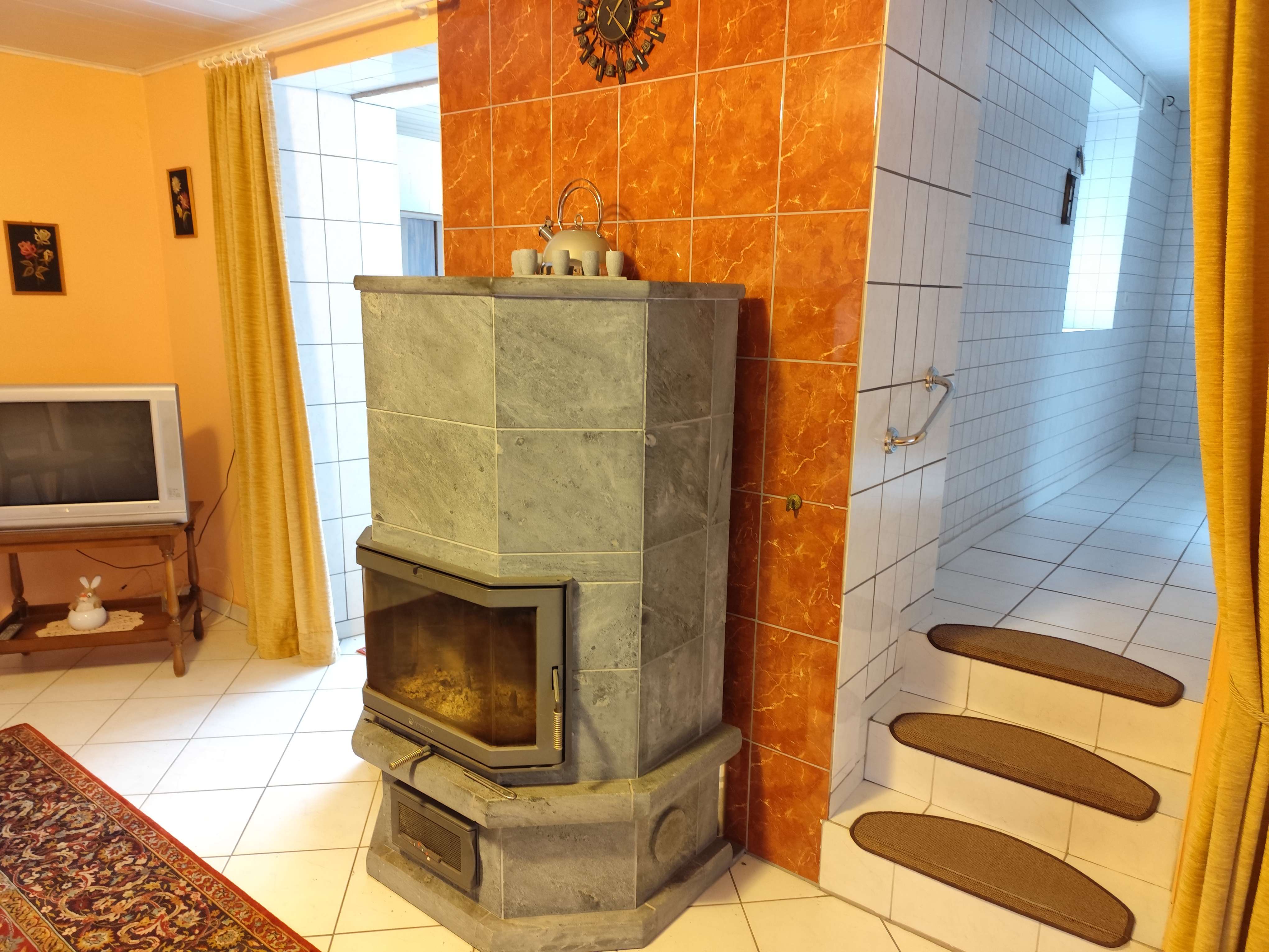 Immobilie in Überherrn - 1-2 Familienhaus - in ruhiger Lage mit Garten - Bild 1