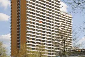 2-Zimmer-Wohnung mit Blick auf den Springpfuhl – Allee der Kosmonauten 69, 12681 Marzahn, Berlin – Vorschaubild 2