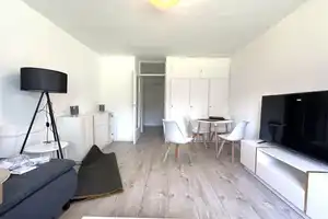 Vollmöbliertes und neu renoviertes Apartment in M.-Solln - sofort bezugsfertig! – München – Vorschaubild 2