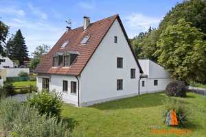 KAUFZUSAGE! *** EIN- BZW. ZWEIFAMILIENHAUS MIT GARTEN, BALKON, TERRASSE & POTENZIELLEN BAUPLATZ *** – Augsburg (Kreis) – Vorschaubild 29