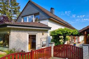 Peine - großzügiges Einfamilienhaus an der Fuhse - naturnah in der Stadt leben – Die vollständige Adresse der Immobilie erhältst du vom Anbieter., 31224 Peine – Vorschaubild 2