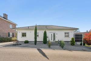 Moderner Bungalow der zum Entspannen einlädt – Die vollständige Adresse der Immobilie erhältst du vom Anbieter., 74939 Zuzenhausen – Vorschaubild 2