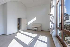 Großhadern - Parkgroßes Grundstück in Bestlage mit solider Villa, offener Loft-Charakter! – Die vollständige Adresse der Immobilie erhältst du vom Anbieter., 81377 Großhadern, München – Vorschaubild 24