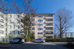 Ku’damm Nähe! Charmante Wohnung mit Balkon in gefragter Lage