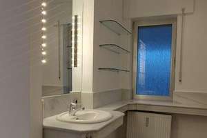Terrassenwohnung mit 2 Zimmern, sonnigem Erker-Wohnzimmer und Garten – Die vollständige Adresse der Immobilie erhältst du vom Anbieter., 42653 Gräfrath, Solingen – Vorschaubild 6