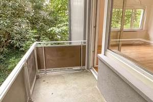 Helle, modern sanierte 3-Zimmer-Wohnung mit Balkon & Dachterrasse – zentral & ruhig in Stuttgart – Dannerckerstrasse 15/17, 70180 Dobel, Stuttgart – Vorschaubild 4
