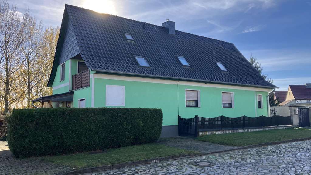 Immobilie in Ummendorf - Zweifamilienhaus auf großem Grundstück! - Bild 2