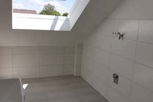 Das Haus im 2021 gebaut. Schöne 3-Zimmer-Wohnung in Koblenz-Karthause – Birkenweg 1 A, 56075 Karthäuserhofgelände, Koblenz – Vorschaubild 13