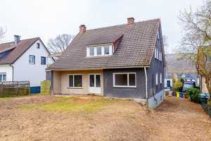 Großzügiges Wohnhaus in Traumlage – Ringstraße 14, 57290 Siegen-Wittgenstein (Kreis) – Vorschaubild 43