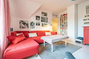 Familienfreundliche Villa mit großem Grundstück und zwei Terrassen am Saseler Markt – Die vollständige Adresse der Immobilie erhältst du vom Anbieter., 22393 Sasel, Hamburg – Vorschaubild 16