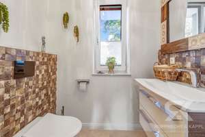 *Neuwertige Villa mit Weitblick, 9 Zimmern, Toplage und luxuriöser Ausstattung in Kümmersbruck* – Die vollständige Adresse der Immobilie erhältst du vom Anbieter., 92245 Kümmersbruck – Vorschaubild 14