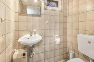 Property thumbnail 17