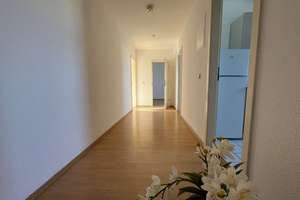 Helle Dachgeschosswohnung mit Einbauküche - 2 Monate Kaltmietfrei – Dorotheenstraße 22, 9113 Schloßchemnitz, Chemnitz – Vorschaubild 5