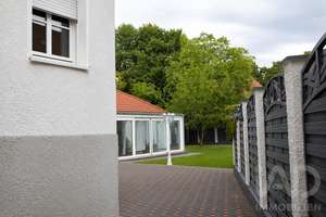 DOPPELHAUSHÄLFTE IN BOTTROP-WELHEIM
HISTORISCHER CHARME TRIFFT MEDITERRANES LEBENSGEFÜHL – Die vollständige Adresse der Immobilie erhältst du vom Anbieter., 46238 Welheim, Bottrop – Vorschaubild 14