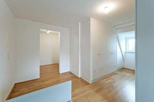 Waldperlach: Schicke 3-Zimmer-Wohnung mit Dachterrasse, Energieeffizienzklasse A+ – Elfenstr. XIV, 81739 Waldperlach, München – Vorschaubild 10