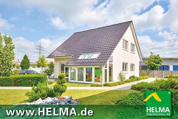 HAUS MIT WINTERGARTEN AM WALDRAND VON CHRISTES HAUS MIT WINTERGARTEN AM WALDRAND VON CHRISTES
