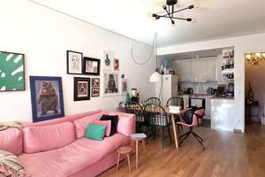 Perfekte Stadtwohnung mit großem Sonnenbalkon - Leben direkt am Viktoriapark